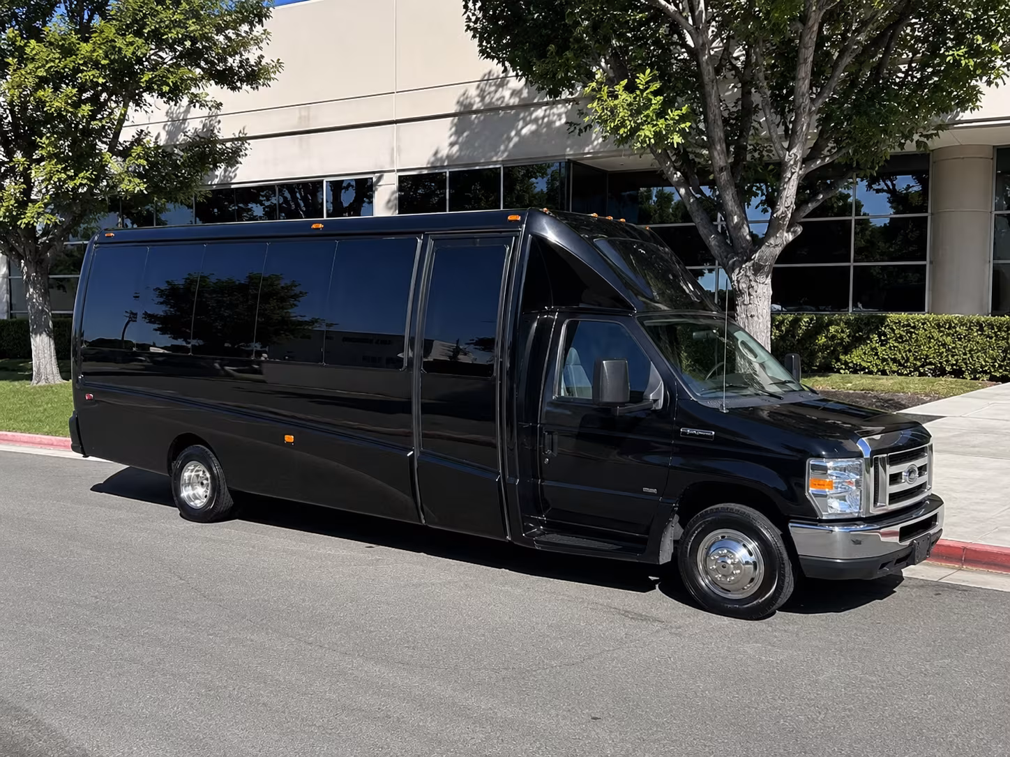 why book winery and brewery tours through simivalleyshuttlebusrentals com